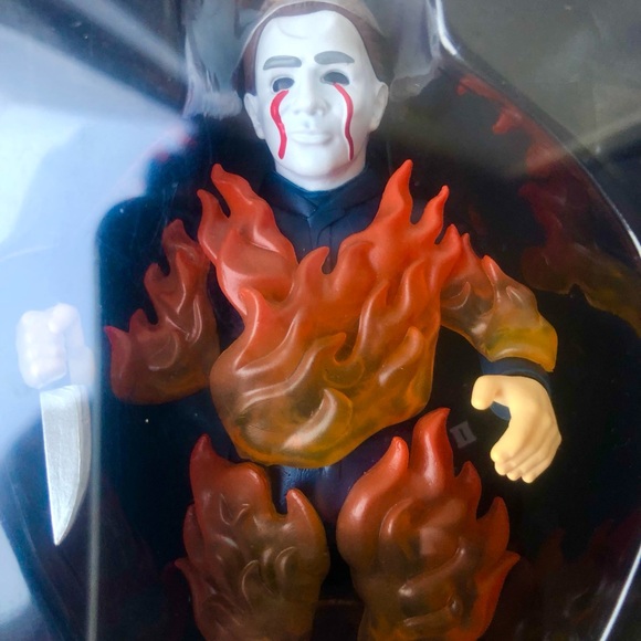 Halloween II Michael Myer On Fire vinyl Figure - Picture 2 of 4